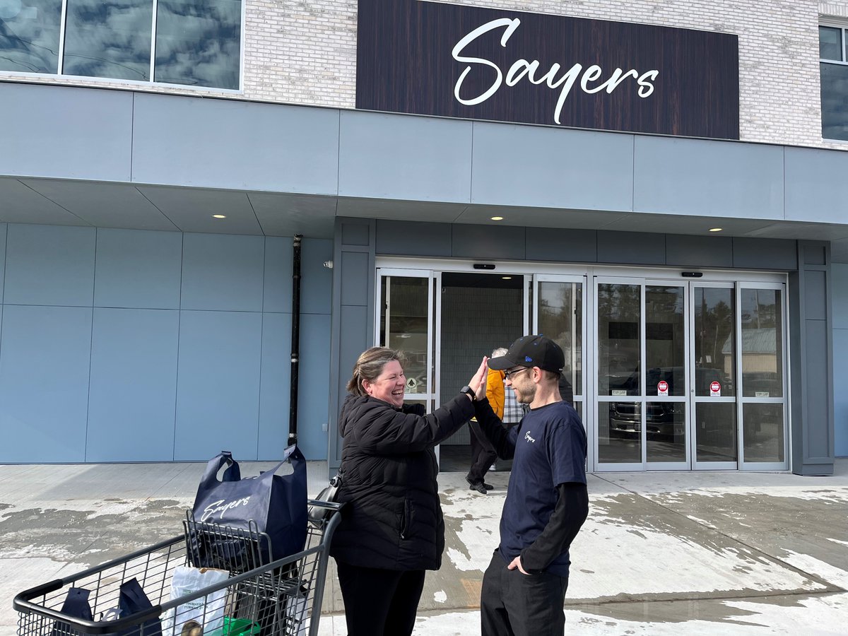 Tricia Mason (@triciamason_) on Twitter photo Over three years ago the small community of Apsley lost their only grocery store after a major fire. Its a story I have been following since the start, and now the new buildings doors opened for a soft launch...details tonight at 6PM & 11PM <a href="/GlobalPtbo/">Global Peterborough</a> <a href="/CHEXNewswatch/">CHEX News on Global Peterborough</a> Over three years ago the small community of Apsley lost their only grocery store after a major fire. Its a story I have been following since the start, and now the new buildings doors opened for a soft launch...details tonight at 6PM & 11PM <a href="/GlobalPtbo/">Global Peterborough</a> <a href="/CHEXNewswatch/">CHEX News on Global Peterborough</a>