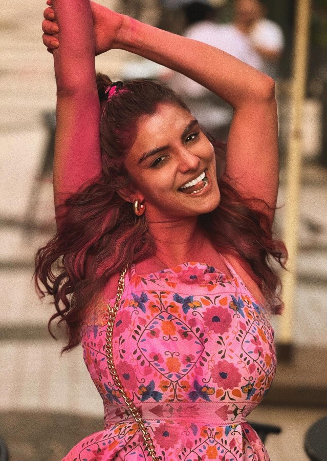 GJh4FYoXcAAoJk2?format=jpg&name=900x900