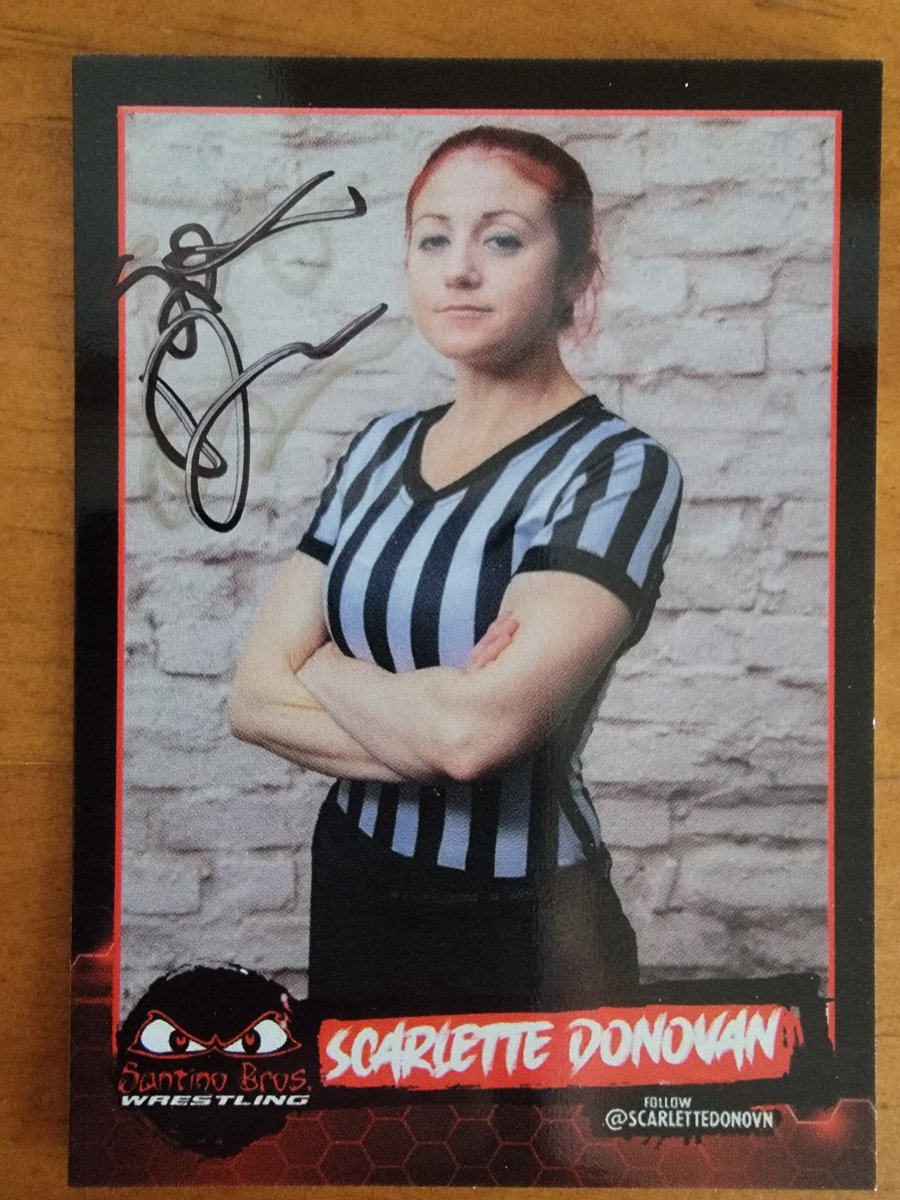 Thanks to @scarlettedonovn for signing my 2023 @SantinoBros card at @GCWrestling_ in Rochester, NY. #GCWBlock #WrestlingCards #WrestlingTradingCards