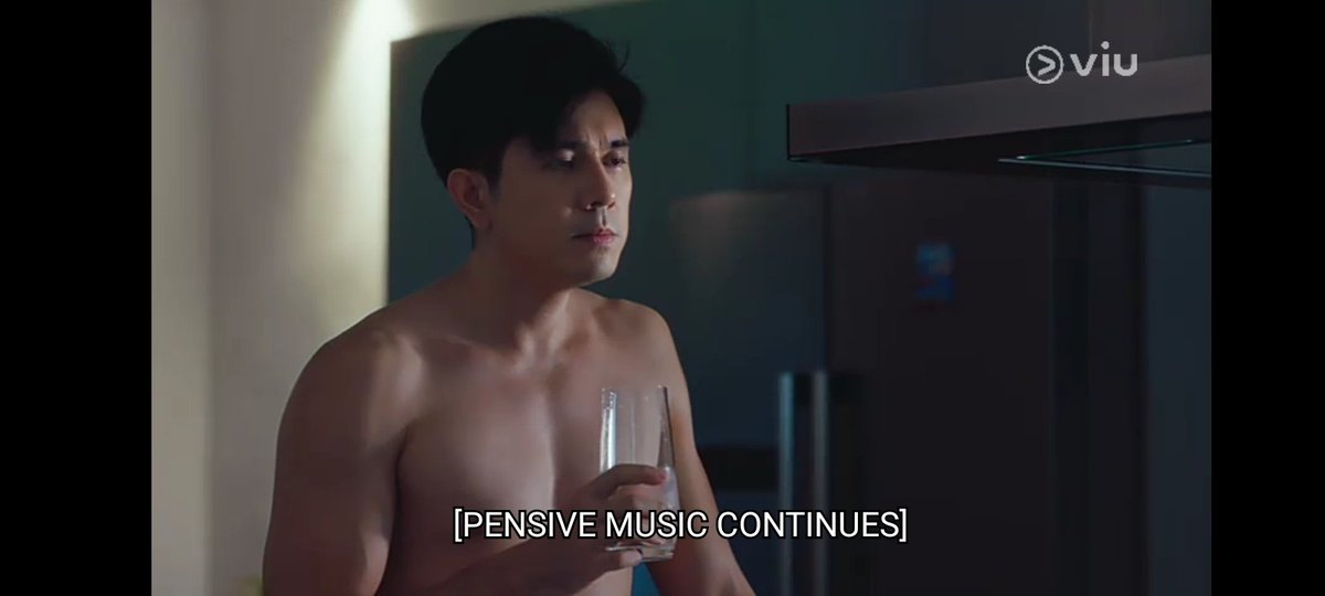 itsmeyeigtha30's tweet photo. Bat may pa-ganyan BMC @mepauloavelino 😭😭😭 pano kami matutulog nito 😭😭

KIMPAU tuesWWWSKiligSeries

#LinlangResulta #WWWSKEP7
#WhatsWrongWithSecretaryKimPH 
#KimPauOnViu #KimPauOniWantTFC https://t.co/LjEEl10BRR