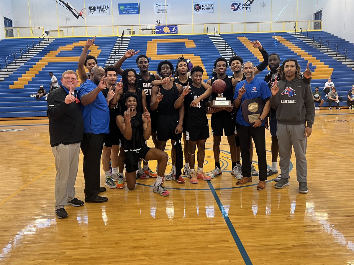 To win the region again and go to Hutch another time is such a fantastic testimony for our young men. This was truly an amazing season. I am so proud of our 2023-2024 Ghc men's basketball family. @CoachJJ12 @GHC_Athletics #GHCCHARGERS24#