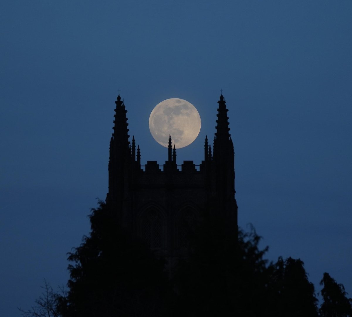 Great photo of Downside Abbey,Buckfastleigh, by club member Jerry Avis