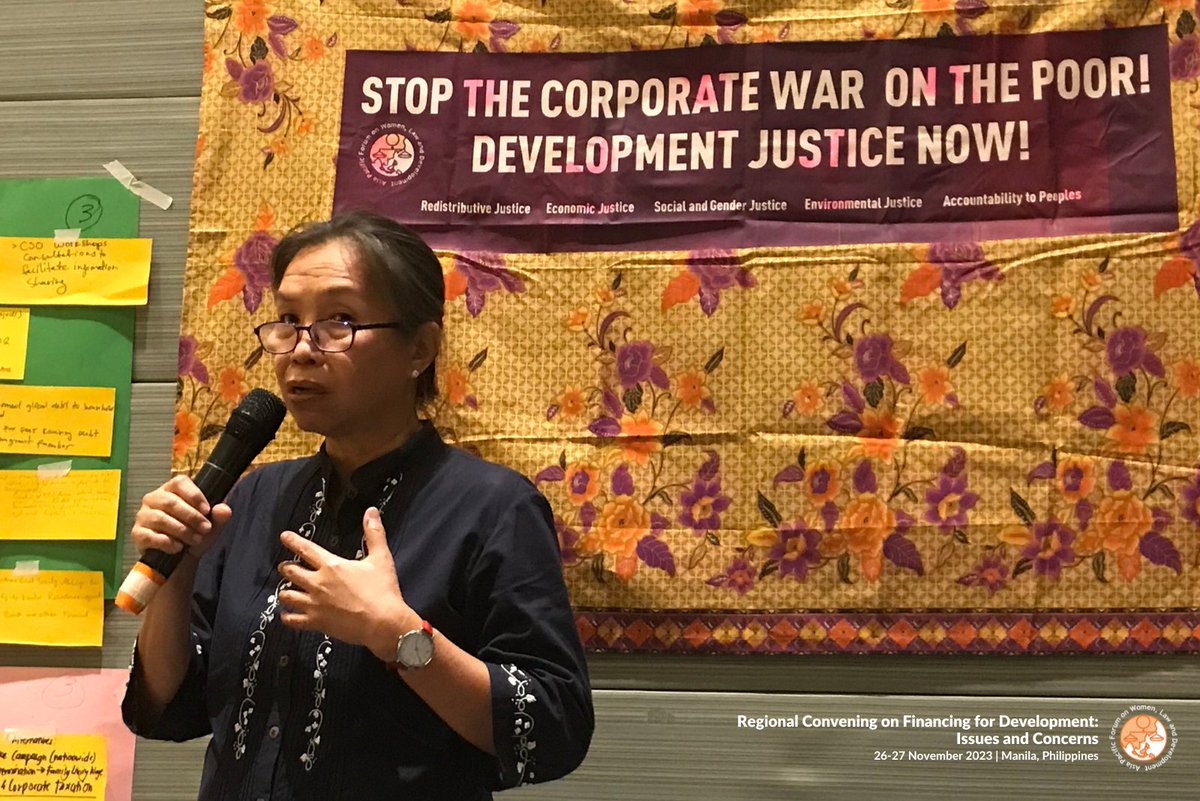apwld's tweet image. 📸APWLD Feminist Development Justice and Crises and Women's Human Rights programmes gathered together 38 WHRDs during the Regional Convening on #FinancingforDevelopment held in Manila, Philippines, in November last year.
#DevelopmentJusticeNow