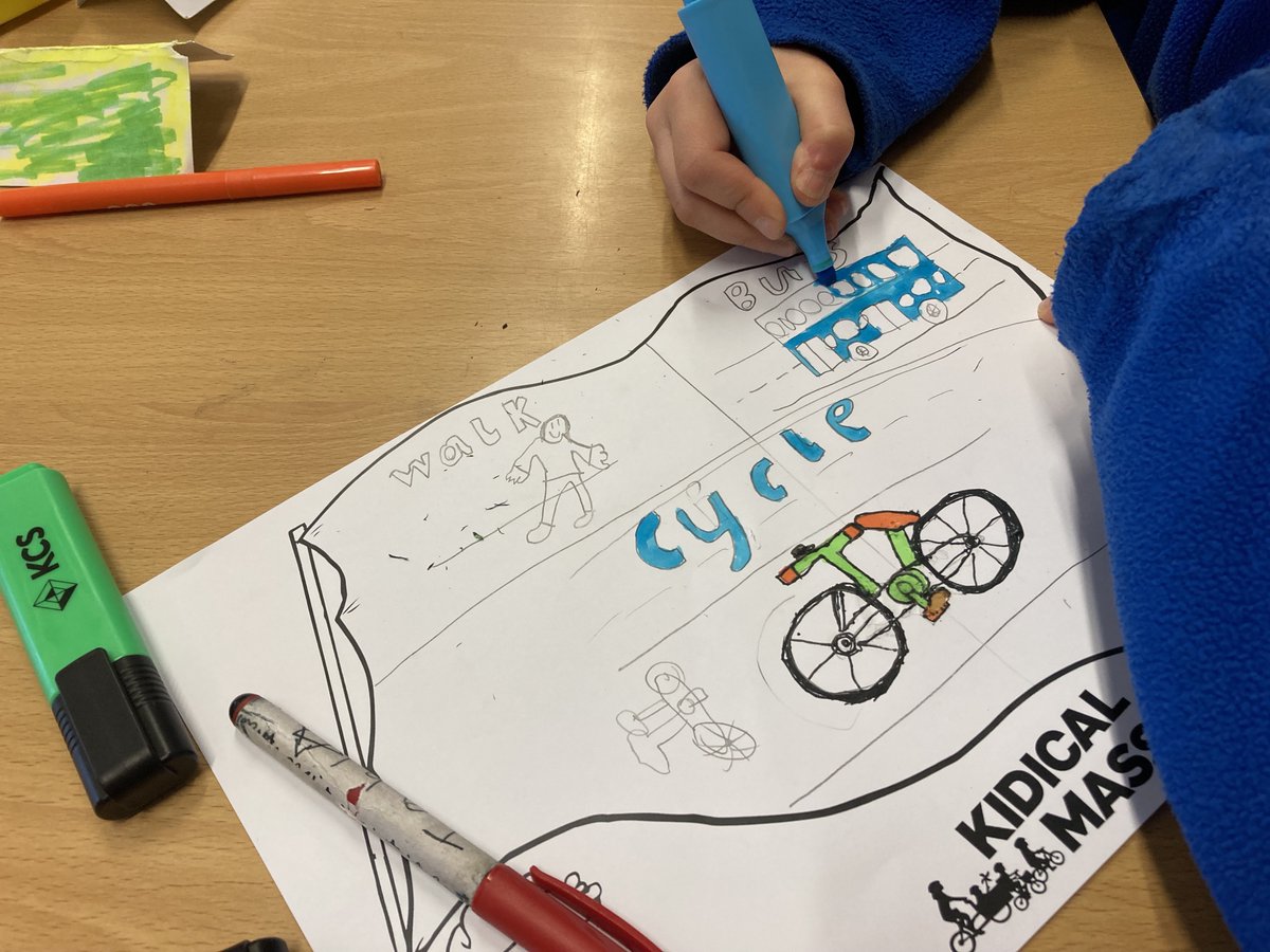 Last Thursday kids from #Goldstone Primary took part in a flag design workshop organised by @OSRBikeTrain and @Bricycles for #KidicalMass. Below you can see some of the 153 designs they came up with. Let's make Hove #SafeToCycle for them @TrevMu10 @BrightonBikeHub @BATBrighton