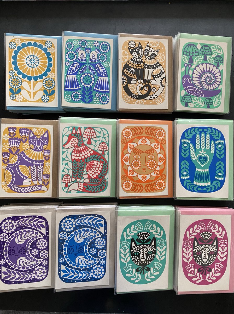 KarolineRerrie's tweet image. Lovely colourful #screenprinted cards are on the way to ⁦@caobacorinna⁩ in #Edinburgh! Had just enough biodegradable film bags for these. Ordered another 2000 bags &amp;amp; I’ll definitely be printing more cards this week.