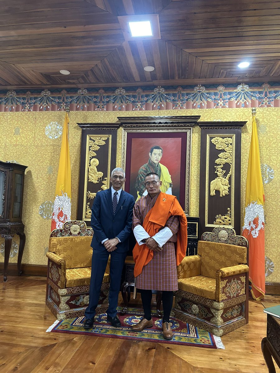 A privilege to meet the Bhutan PM @tsheringtobgay in Thimphu. Appreciated his vision and action plan for sustainable development of Bhutan, with a focus on infra development, poverty alleviation and job creation. Assured him of the full and continuing support of the @WorldBank