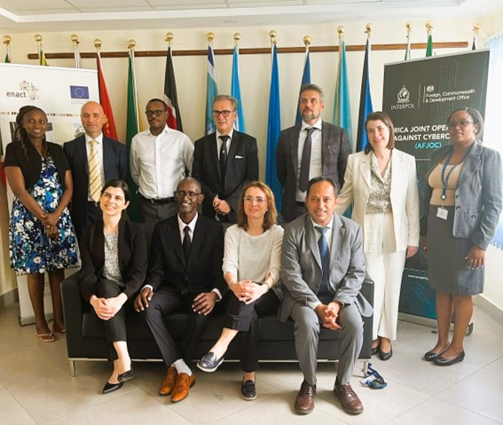 👮‍♀️💊 Cross-border investigations or the development of drug observatories ⤵️

These and other key issues have been reinforced during a meeting of law enforcement and justice specialists in Nairobi 🇰🇪🇪🇺.

More in #NoticiasFIIAPP 🔗 tinyurl.com/bdh5dv7f