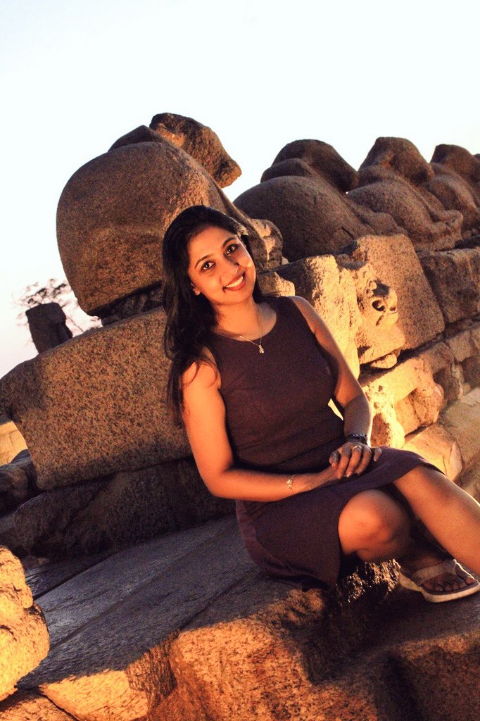 teresadigna's tweet photo. 🧿✨Train Urself to take Nothing Personally 😈🤞#architecturalvalue #mamallapuram #pallavadynasty #CulturalHeritage #PhotographyIsArt #Scenic #IPL2024 #CSK #chennai #MSDhoni #seashoretemple #2000yrsold #photography #portrait https://t.co/Xw0hjuSpM4