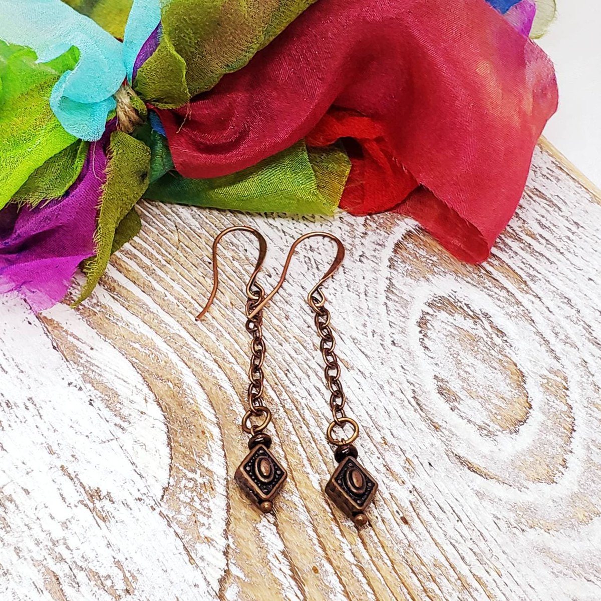 BeadLilith's tweet photo. Awesome! Amazing! Our latest arrival. One of a Kind Copper Chain and Copper pendant, Ready to Ship Gift, Artisan Earrings, minimalistic copper jewelry, antique copper pendant at $15.00. 
https://t.co/x9vcJwSdrD
#BohoJewelry #DangleJewelry https://t.co/GFGk6B8FCr