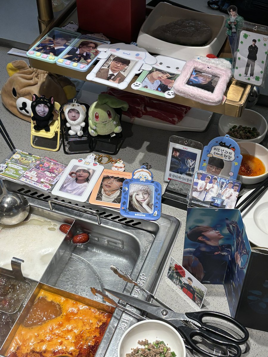 페이커의 데뷔 11주년을 축하합니다🫶
하이디라오 포인트 있어? 아껴써ㅋ♡

#011_Midlaner_Faker
#영원한_이상혁의_승전보
#Fa1d1rao