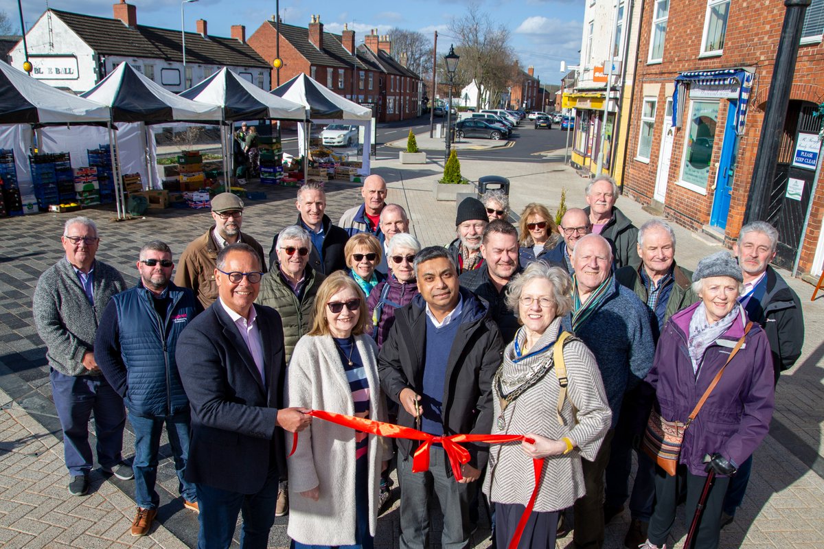 Shepshed's Market Place in Leicestershire has reopened following a transformative town centre regeneration project, revitalising the area for local businesses and residents and enhancing community space. 👉pickeverard.co.uk/insights/2-5-m… @CharnwoodBC #Regeneration