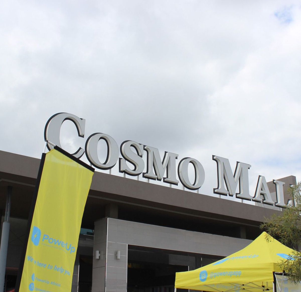 PowerUpApp's tweet photo. Hello Cosmo City Mall
Be sure to catch us at Cosmo City all week long as we build up to the Easter Holidays with giveaways and so much more.
#ItsEasyDaaiDing #powerupafrica #powerpeople #easypower #livepower https://t.co/JMYaldXFeK