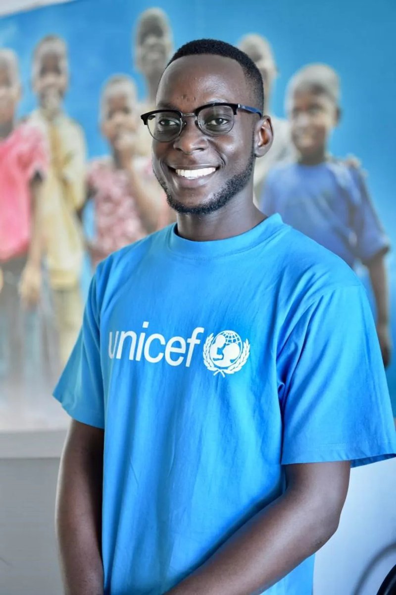 Are you a person with disabilities #PWD, national of 🇹🇭🇳🇦🇨🇬🇿🇼& want to make an impact with @UNICEF?APPLY⬇️ 1⃣@UNICEF_Thailand➡️t.ly/jcxRE 3⃣@UnicefNamibia➡️t.ly/lyFc1 4⃣@UNICEFcongoBZV➡️t.ly/nAGfo 5⃣@UNICEFZIMBABWE➡️t.ly/cwNKi