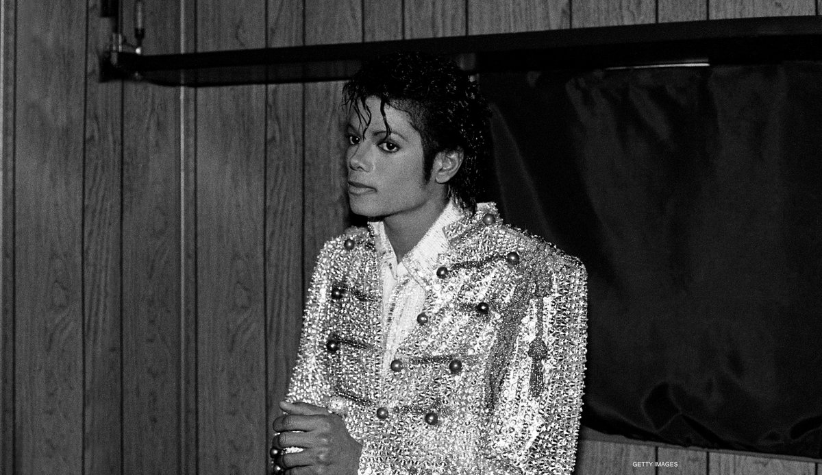 Michael in his trailer prior to going on stage for The Victory Tour performance at Comiskey Park in Chicago, Illinois. Michael remarked in his autobiography ‘Moonwalk’: “I felt very powerful in those days of Victory. I felt on top of the world. I felt determined.”