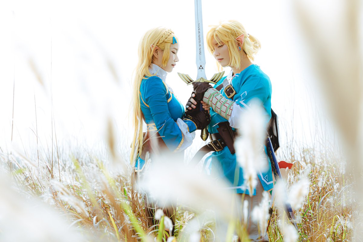 *COS
𝐓𝐡𝐞 𝐋𝐞𝐠𝐞𝐧𝐝 𝐨𝐟 𝐙𝐞𝐥𝐝𝐚: 𝐁𝐫𝐞𝐚𝐭𝐡 𝐨𝐟 𝐭𝐡𝐞 𝐖𝐢𝐥𝐝

𝐋𝐢𝐧𝐤 <a href="/ado_yosae/">뉴타입 지망생 됴새🕯ドセ</a>
𝐙𝐞𝐥𝐝𝐚 <a href="/yamyamuu/">얌얌 ヤム</a>
𝐏𝐡𝐨𝐭𝐨 <a href="/DM_Pher/">(케)다마</a>

#Zelda #BreathoftheWild