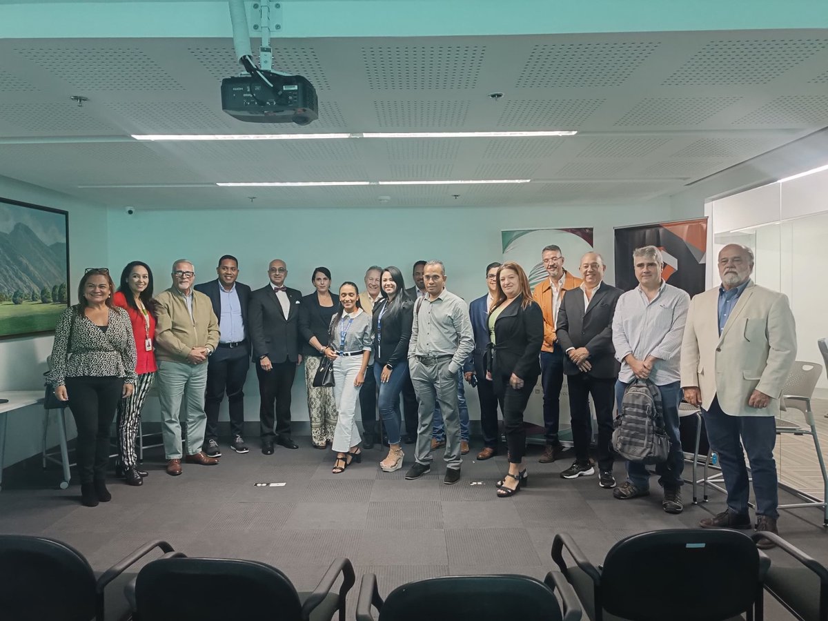 Dicho encuentro tuvo la participación de  Richard Ujueta, Presidente de CAVECOM-E y Reinaldo Pulido, Vicepresidente de CONSETURISMO.

Ujueta, expuso que Venezuela tendrá un crecimiento muy importante en el comercio electrónico para este año 2024, cerrando el 2023 con el 150%