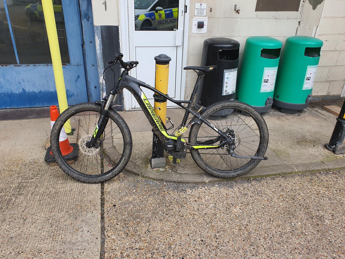 We have arrested a male and recovered this Ebike which we suspect is stolen. If you recognise the bike please contact us with the reference 45230030530. spkl.io/601140EJh #41161