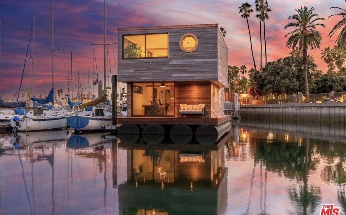 Houseboat for sale in Santa Barbara, California 

While just two bedrooms and one bath, compared to your neighbors, you’ll have the biggest house on the block!

On the market 191 days

Listed at $4.9MM