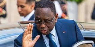 mitchellobi09's tweet image. To everything under the sun there is a time to go.
The grand Macky marches out for the fanciful Faye! Time will always tell.