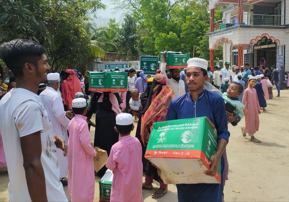 #SaudiArabia's @KSrelief food aid reaches communities in need worldwide arab.news/gjh97