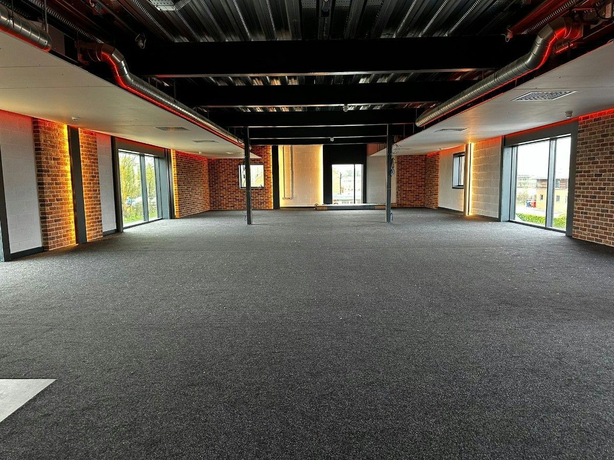 S1-Lincoln tweet media