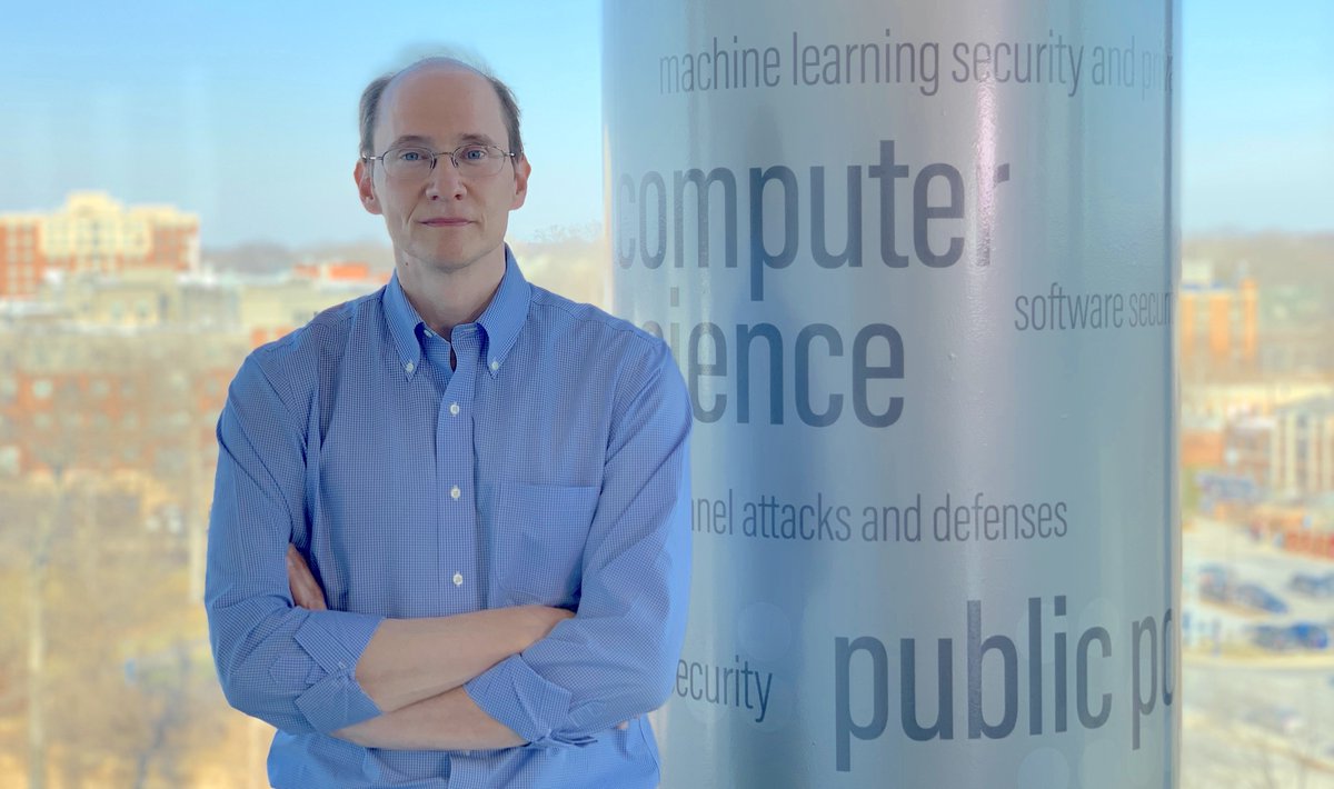 Here's what #QuICS Fellow Jonathan Katz has to say about the PQ3 post-quantum cryptographic protocol recently announced by Apple. He discusses why these new security measures are needed now, and what we may see in the future. go.umd.edu/Katz