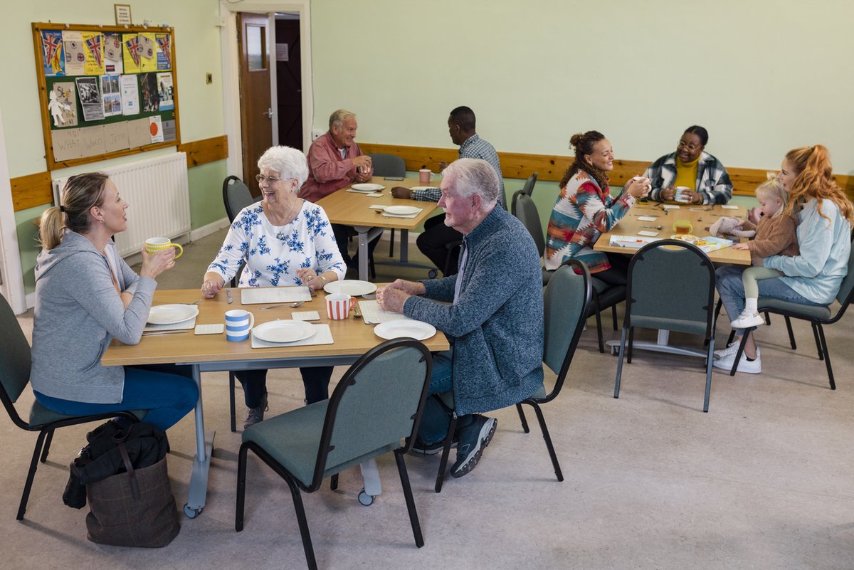 Interested in #intergenerational connections to promote health and wellbeing? Come along to our agenda setting workshop. 🗓️Monday 29th April, 10am-4pm 🏢One A The Square, University of Glasgow Sign-up ➡️ forms.office.com/e/zntNnhA6Fk