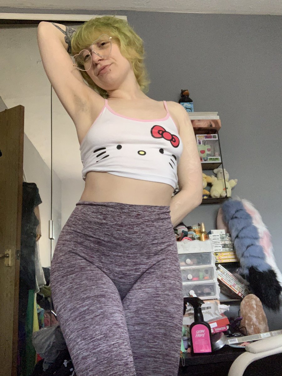 Emi toast tweet media