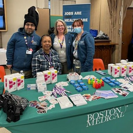 On Saturday, members of the Addiction Fellowship, Addiction Consult Service, Faster Paths and their partners from United Communities hosted a table at the Black Family Wellness Event. They distributed 150 boxes of Narcan! @The_BMC @GraykenBMC