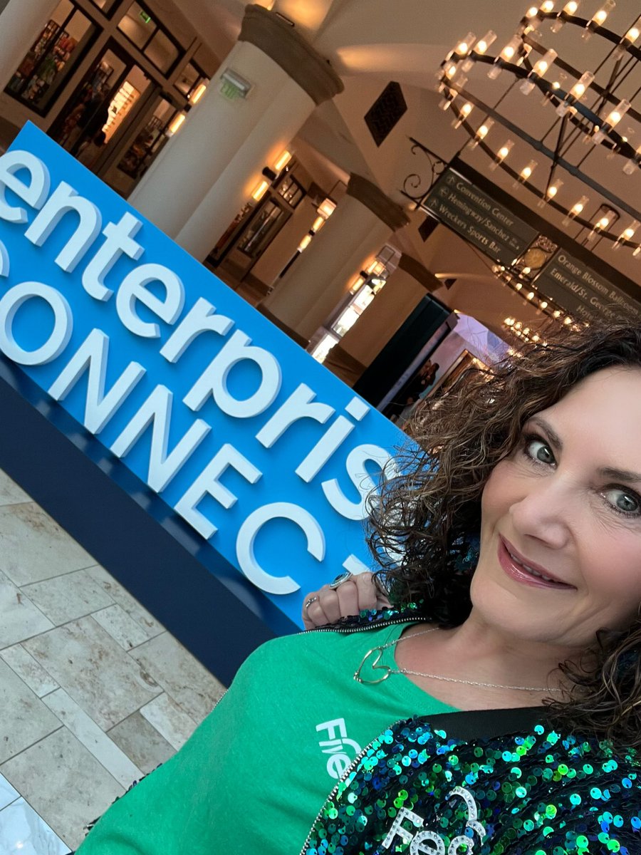 Lisa J. Martin🦋 tweet media