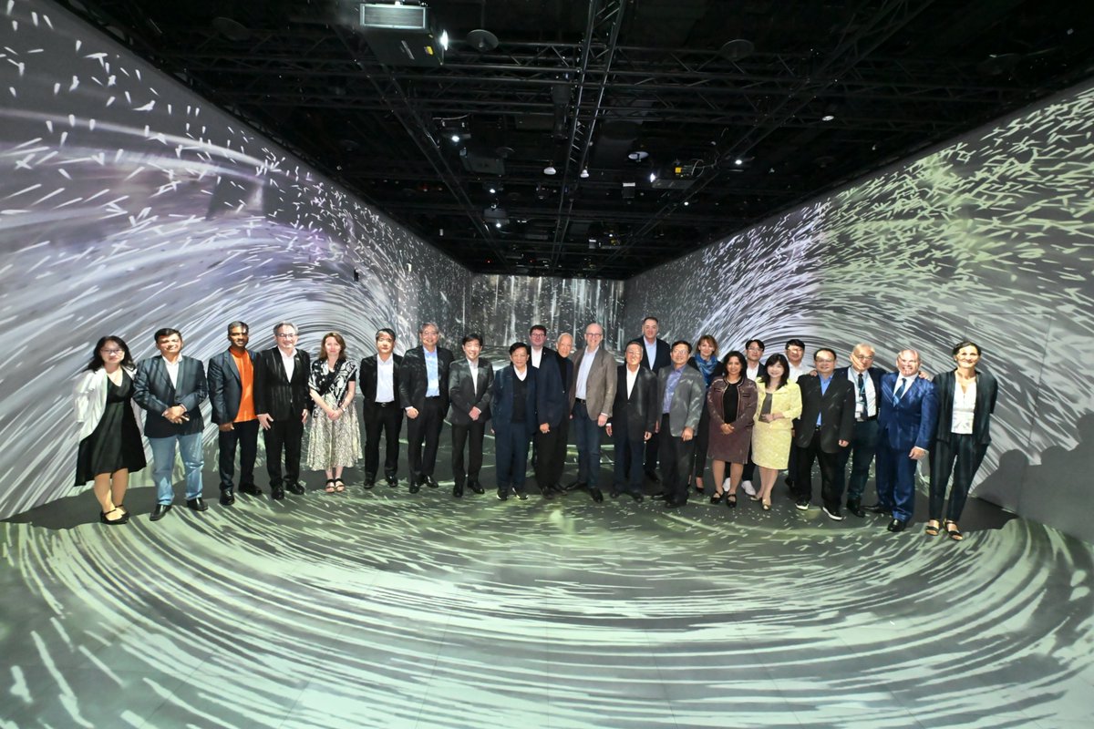 ITRI_Taiwan's tweet photo. ITRI Welcomes Global Leaders from #RIN! 🎉
With a unique tech-meets-art dinner banquet, featuring:
✓ Music and performances blending with AI.
✓ Plus, an immersive light and shadow exhibit.

Which inspires you the most: innovation or art?
 
@EARTOBrussels #ITRI_RIN_CHAIR https://t.co/bfsf7LmoBe