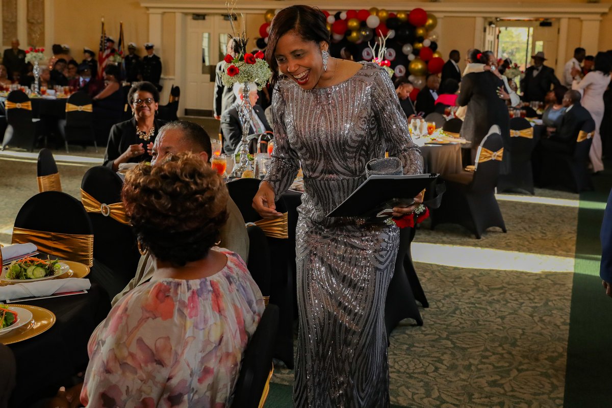 The Magnolia Ballroom was buzzing with excitement as we celebrated the amazing Baldwin County public educational experience at our Distinguished Alumni Gala. Shoutout to Simply Southern Barn for adding some extra fun with their fantastic photo booth ow.ly/Hq0k50R13WZ