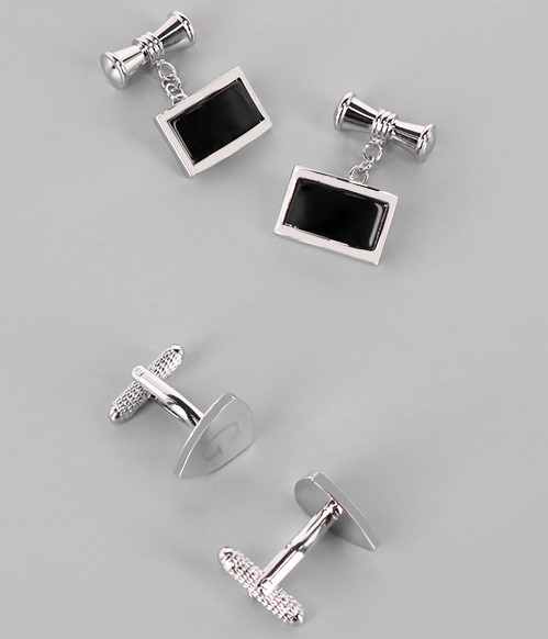 From classic designs to contemporary statements, each pair of Trafalgar #cufflinks is a work of art that adds a touch of sophistication to your cuffs. bit.ly/3TSNnJr #mensfashion #formalwear