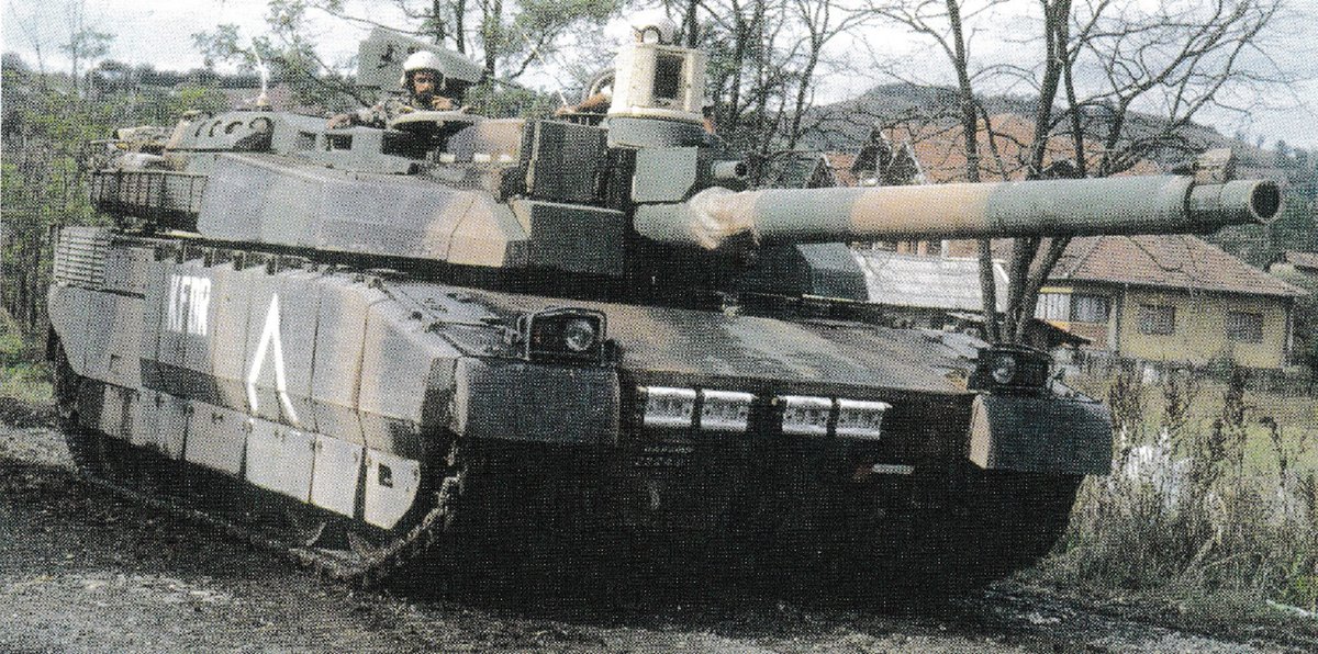 United Arab Emirates Armed Forces Leclerc MBT in Kosovo, 1999. In the future, I will make a larger thread about UAE forces in former Yugoslavia.