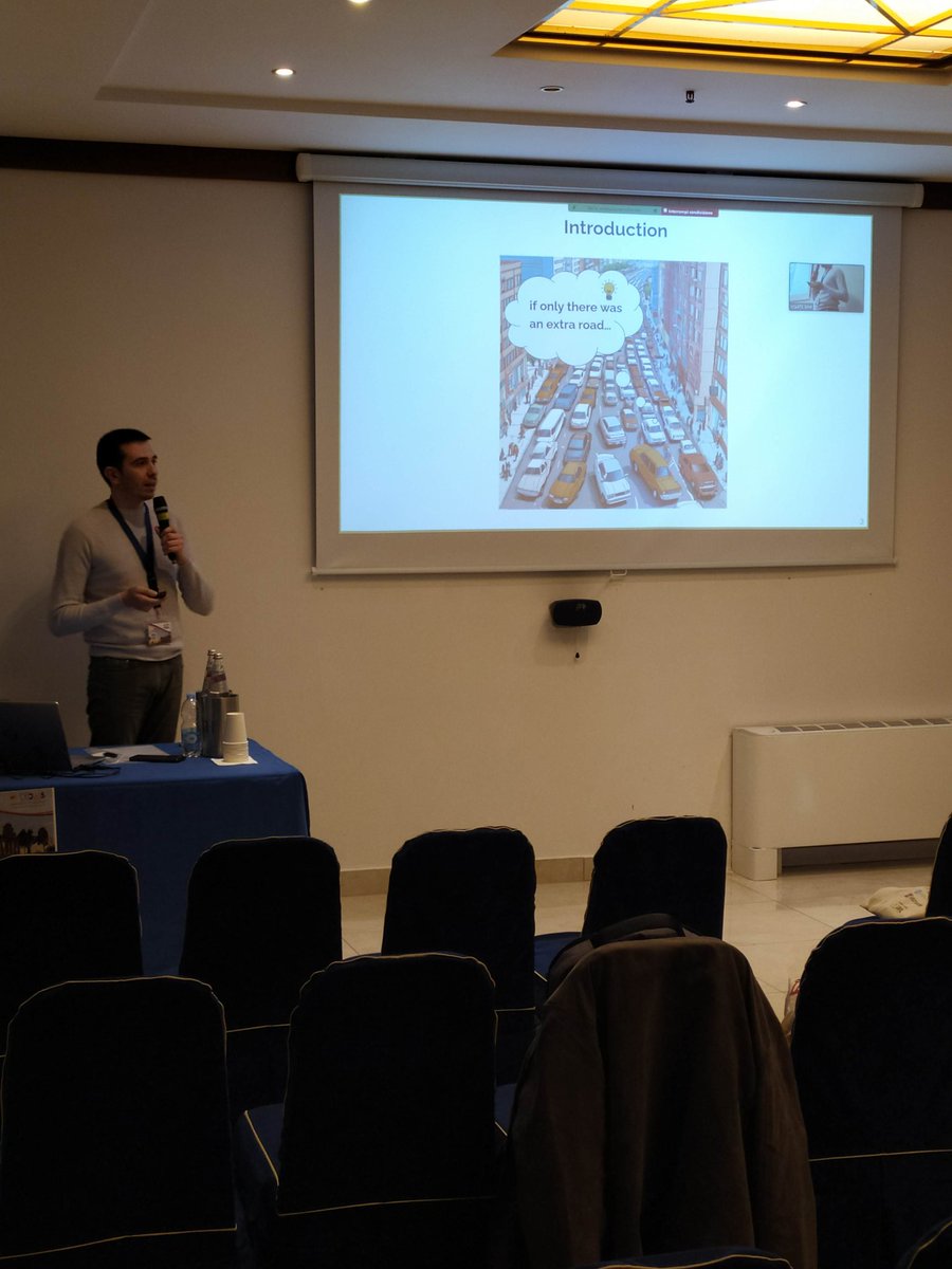 lucpappalard's tweet image. @g_cornacchia showing the impact of road closure on urban emissions, here at the #BDMA workshop of @edbticdt2024