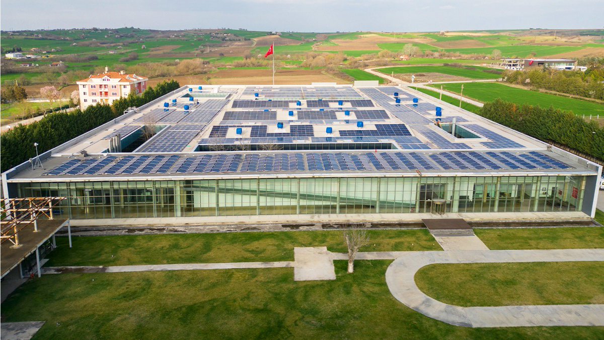 CW Enerji, daha iyi ve sürdürülebilir bir gelecek için çalışmalarına devam ediyor. Edirne'de faaliyet gösteren bir firma ile anlaşma yapan CW Enerji, firmanın çatısına 1481,31 kWp gücündeki güneş enerji santrali kurulumunu tamamladı. Edirne'de faaliyet gösteren bir firma ile de
