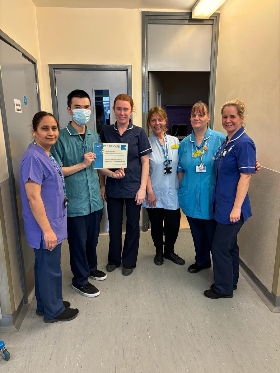 Congratulations to Nikki on achieving your care certificate. Nikki is that man you want in a crisis always willing to step up 👏👏@NUHInstitute @Vickyy_Jones @NUHPractice_Ed @DejongeSi @VictoriaFensome @SarahMack24