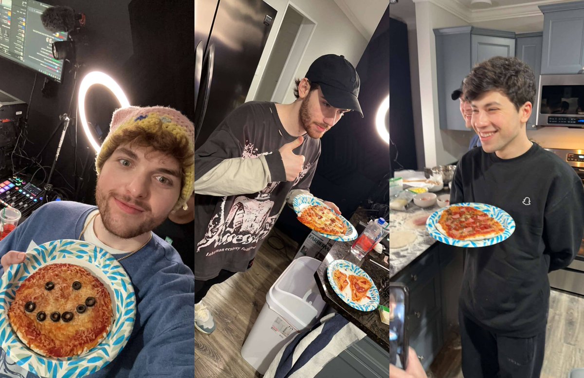 happy one year to this stream!!! 🍕😍 [25 March 2023]