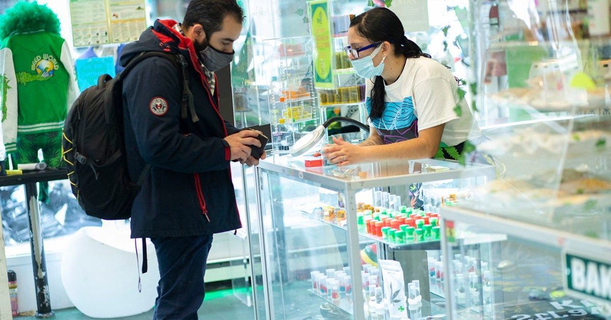 Americans overwhelmingly say marijuana should be legal for medical or recreational use. 💡Read more about it here: buff.ly/3ABiWxf