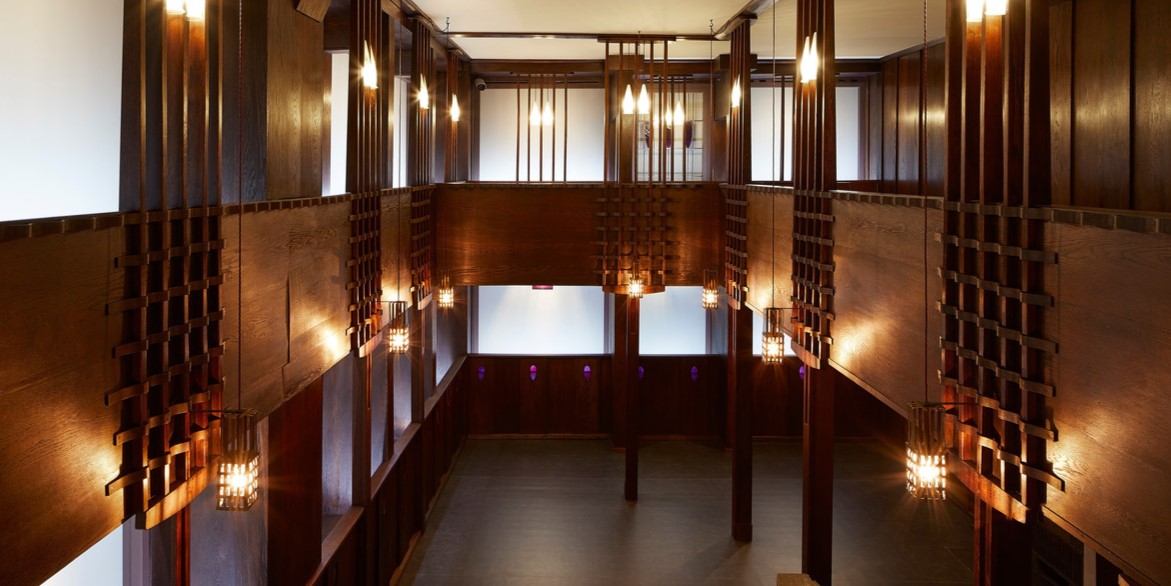 Last used as a tearoom in Glasgow in the 1950s, this Charles Rennie Mackintosh original interior design in Oak has been meticulously re-erected and restored in a project for the V&A Dundee museum. timberdevelopment.uk/matching-up-to…