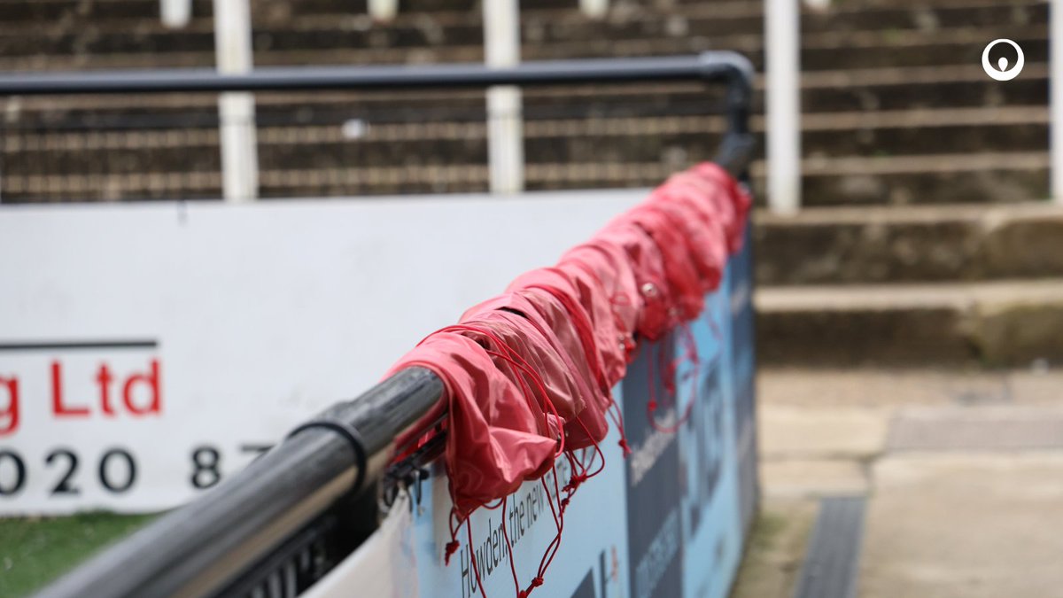 In 2022, we worked with the @FA to create an FA Cup Final pitch banner made from recycled plastic bottles. Two years on, the material has been recycled into drawstring bags and sports bibs which were used during the @LondonFA Girls Cup Final! ♻ #SustainableSport