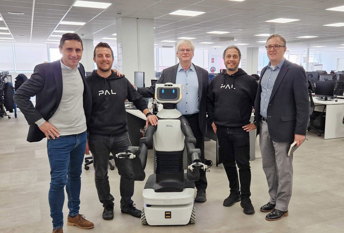 We received a visit from @Novantainc & ATI Industrial Automation. Our CEO, @FerroFrancescoE, and our CTO, @luca_marchionni, together with the team had the opportunity to showcase our #robots in action as well as give an overview of the developments made in our platforms.