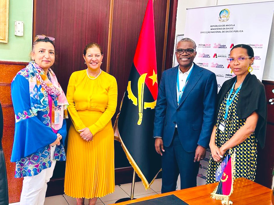 FatimaGohar786's tweet image. It was a very productive day with @UNICEFAngola and our incredible team. We sincerely appreciate the time and guidance of Dr Helga Reis de Freitas
 (Director, DNSP) and the team from @Ch_JesusChrist for being with us on our joint venture to establish #LearningHubs .. a journey…