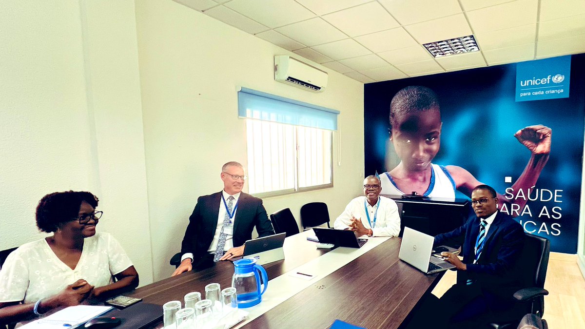 FatimaGohar786's tweet image. It was a very productive day with @UNICEFAngola and our incredible team. We sincerely appreciate the time and guidance of Dr Helga Reis de Freitas
 (Director, DNSP) and the team from @Ch_JesusChrist for being with us on our joint venture to establish #LearningHubs .. a journey…