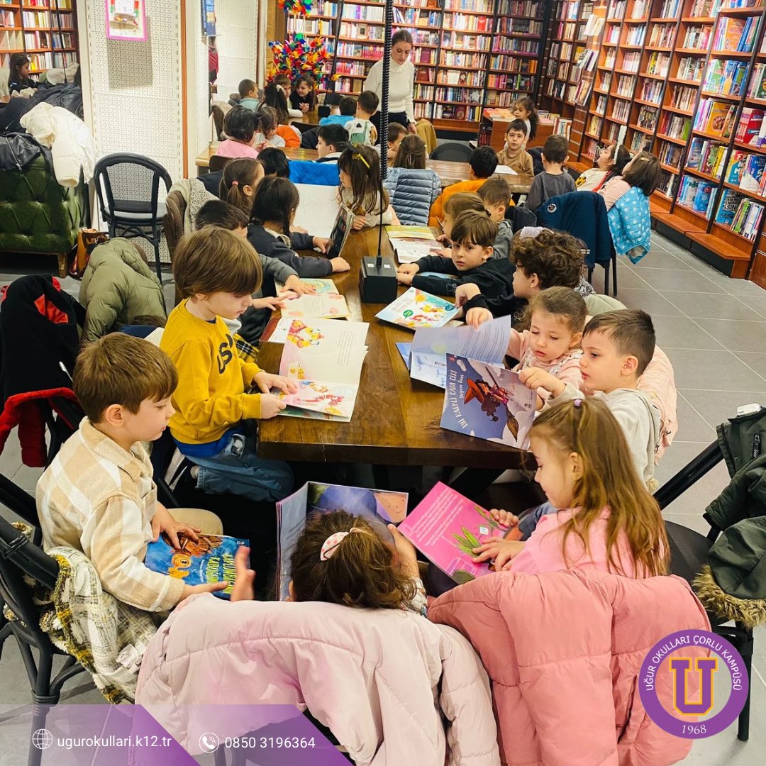 Öğrencilerimizin kitap okuma alışkanlığı edinmelerinde, yaşamlarını kitaplar sayesinde renklendirmelerinde, dünyayı tanıyan ve anlamlandıran, okuma kültürüne sahip bireyler olmaları yolunda onlara her daim eşlik ediyoruz.💫