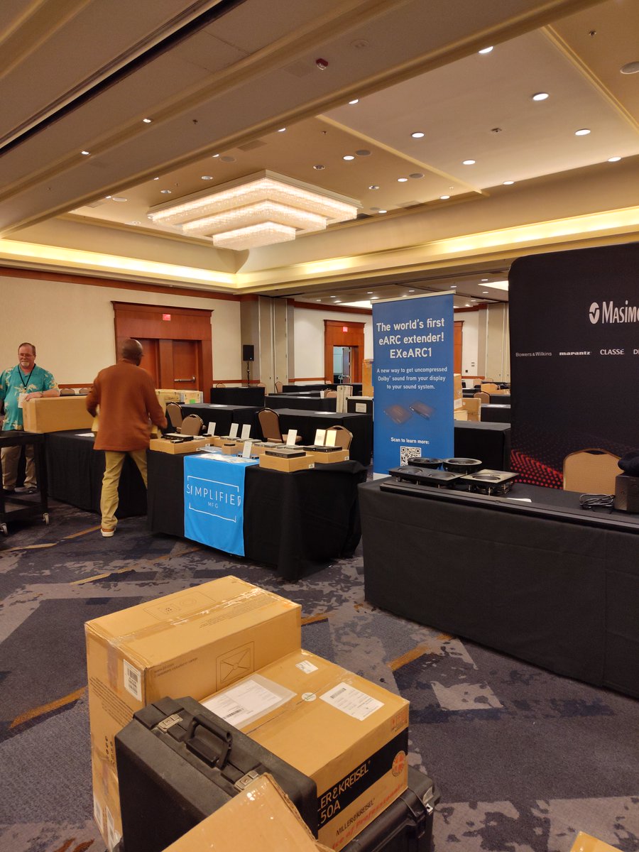 simplifiedmfg's tweet photo. Set up last week for the Woodland Hills CEDIA Tech Summit. It was a great event! @CEDIA https://t.co/O3Vd2GItnE