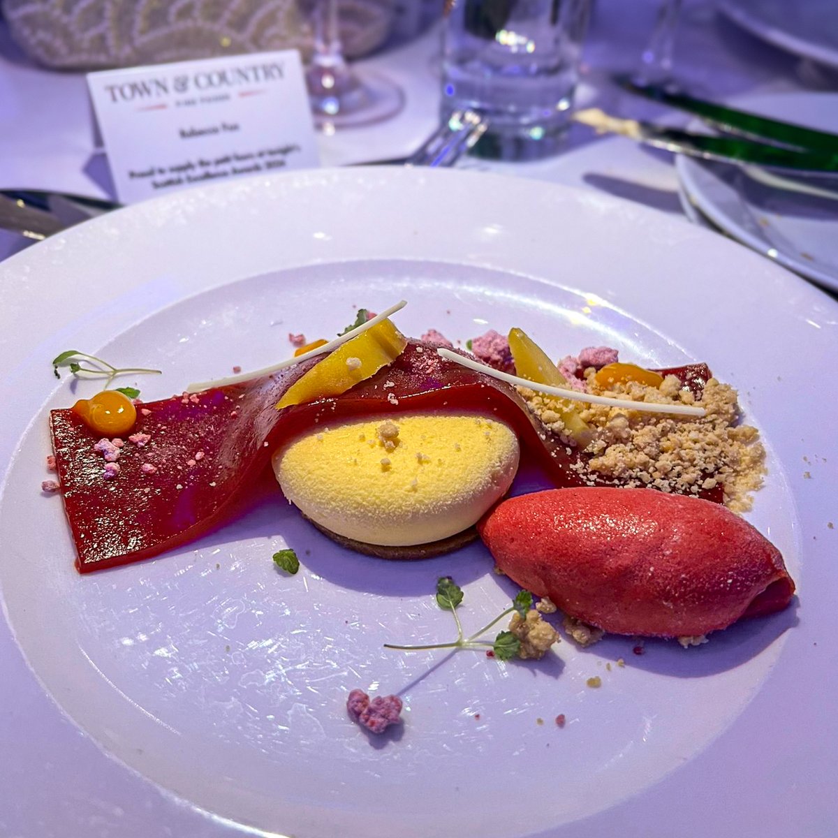 We're thrilled to share highlights from the Scottish Excellence Awards 2024, where we proudly joined our long-standing partner, @Albert_Bartlett! A huge thanks to the Albert Bartlett team for their invitation, allowing us to be part of this unforgettable evening!