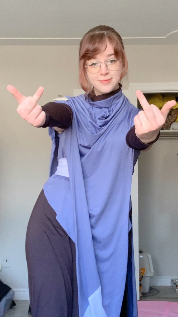 beebloomes's tweet image. one sec imma cast fireball 

#sypha #castlevania #syphacosplay #castlevaniacosplay