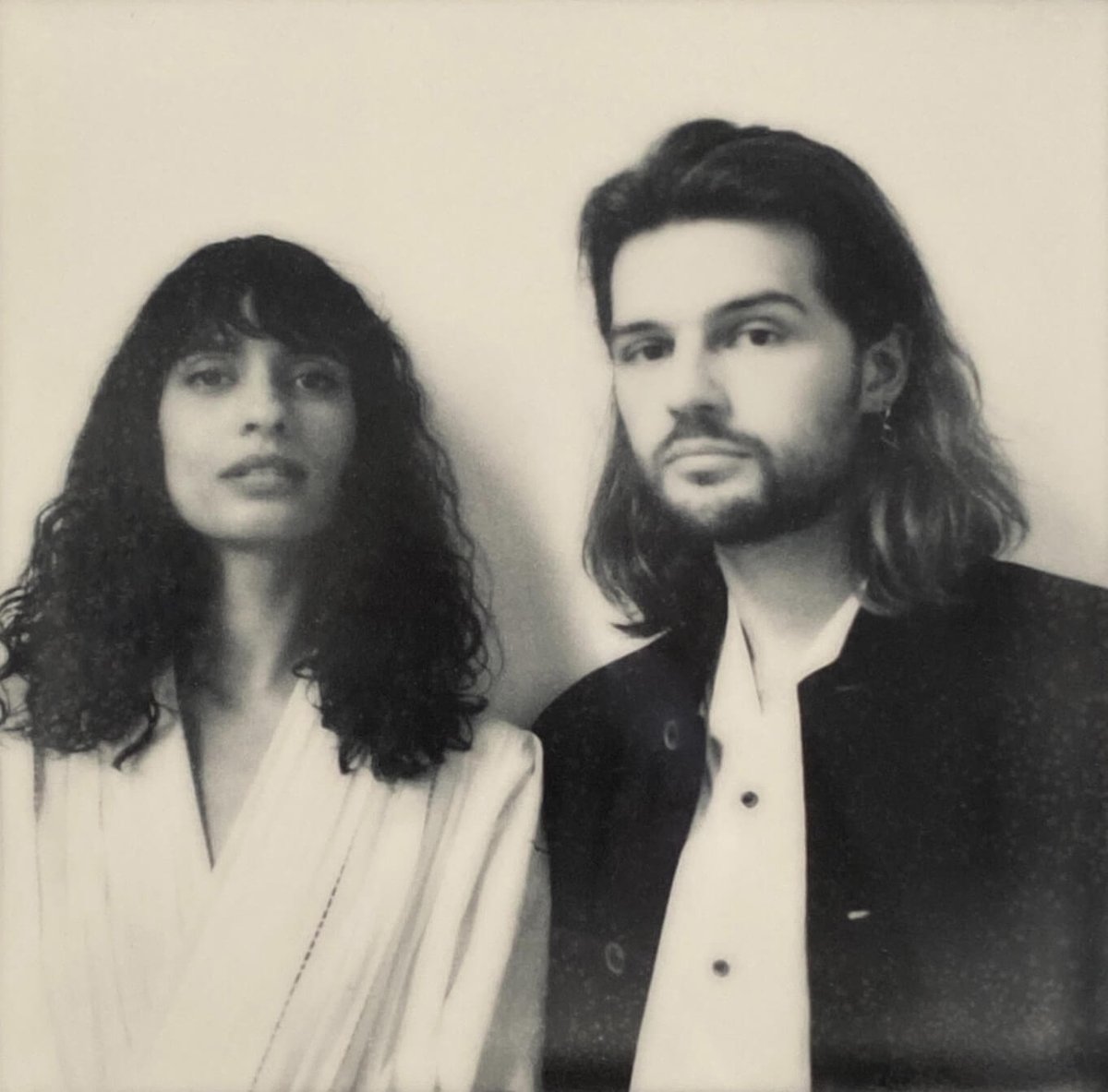 ‘Lichtjaren’ is Luka’s debut singing in Dutch! The first outlines for the song were written back in 2022. Not knowing the song would end up on Willem Ardui’s highly anticipated solo-album ‘Oevers’ (out via Universal). 

Listen to 'Lichtjaren': bit.ly/LichtjarenLuka…