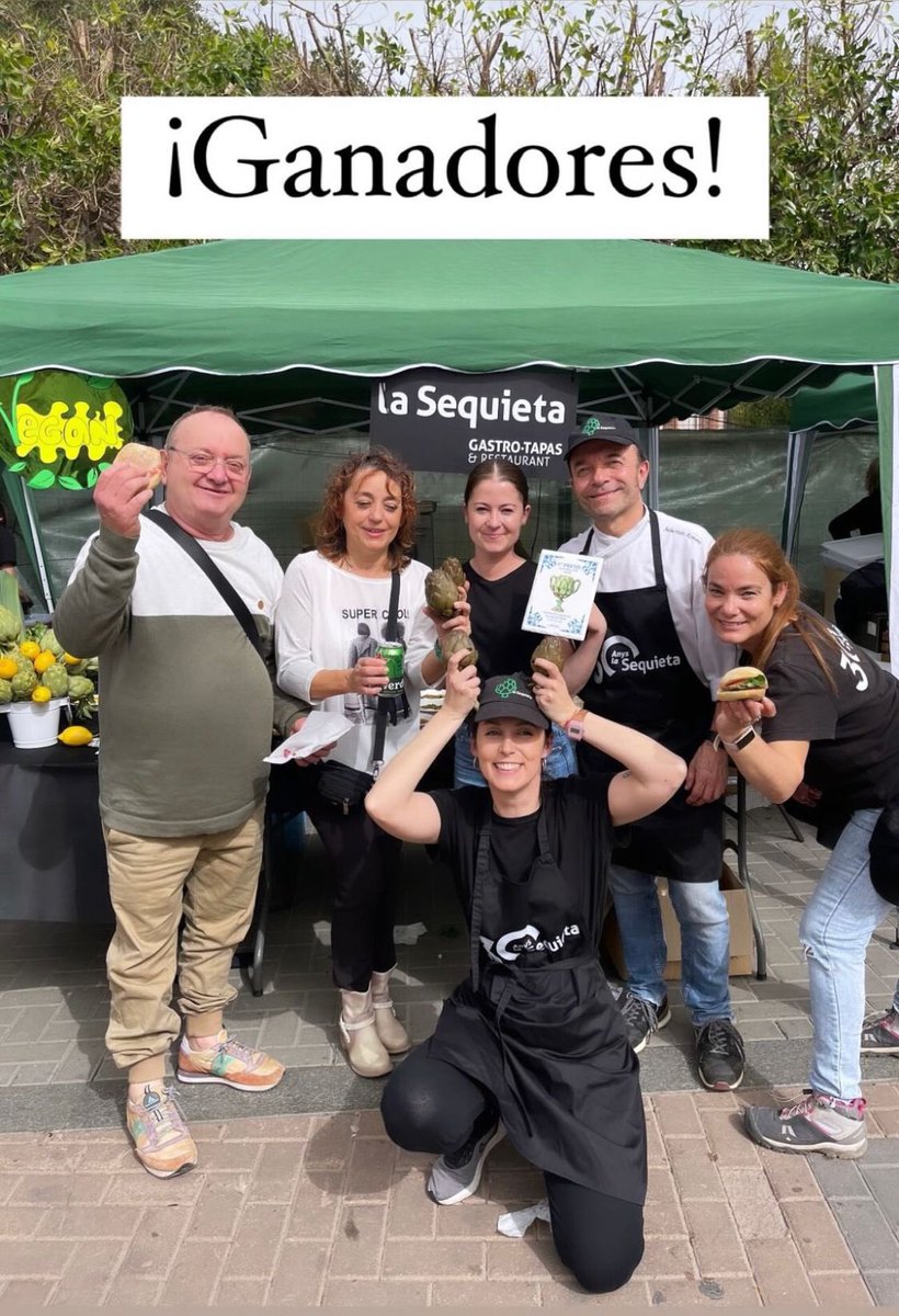 Cordevila1's tweet image. Enhorabona a @Sebassequieta del restaurant la Sequieta d’Alaquàs, guanyador del concurs de tapes de la Festa de la Carxofa 2024 amb la burguerxofa, una saborosa proposta vegana. 
#veganfood #vegan #menjarsaludable #carxofa #alcachofa #artichoke